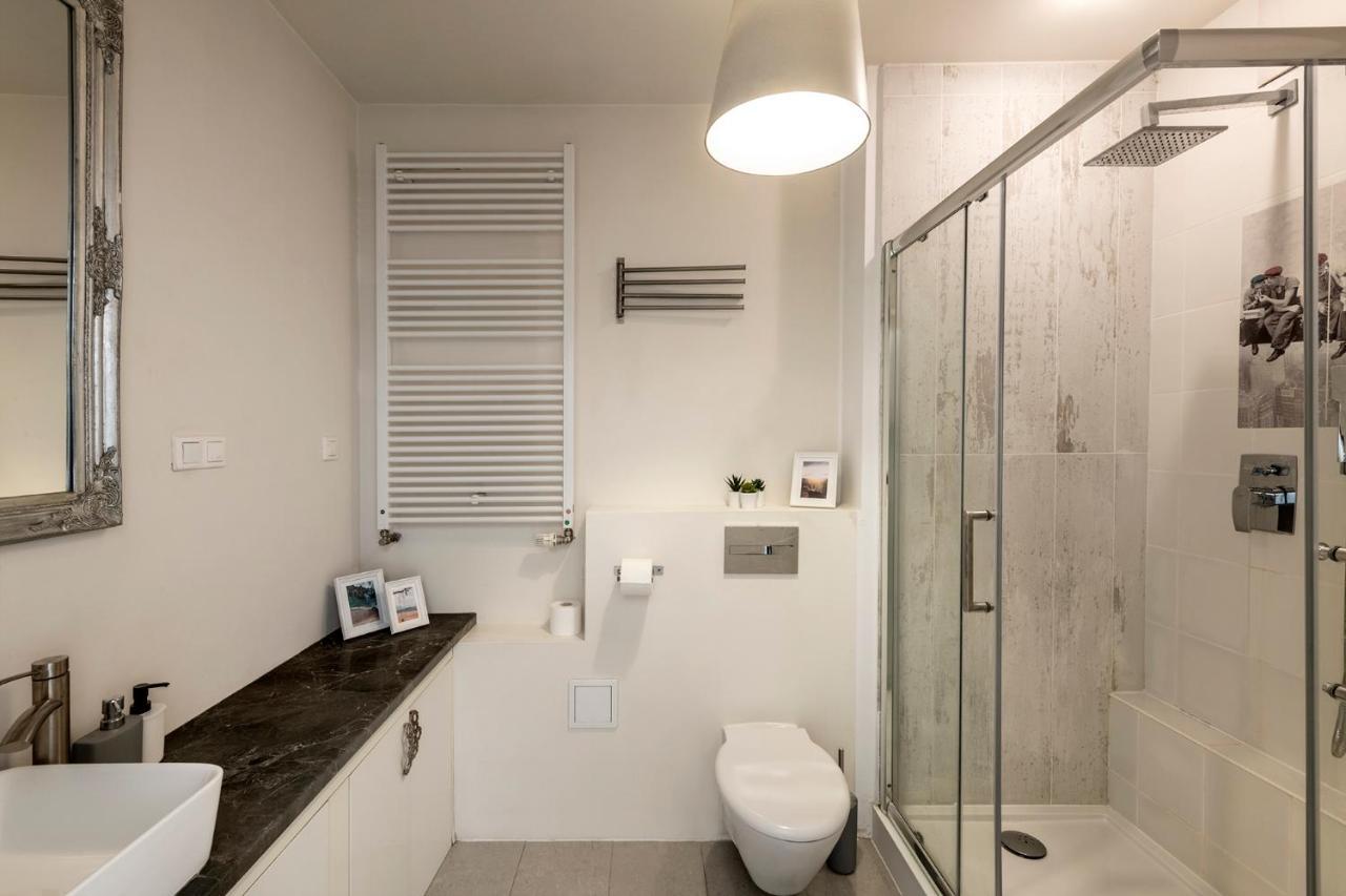 Waw - Apartamenty Wilanow II Sarmacka Varşovia Exterior foto